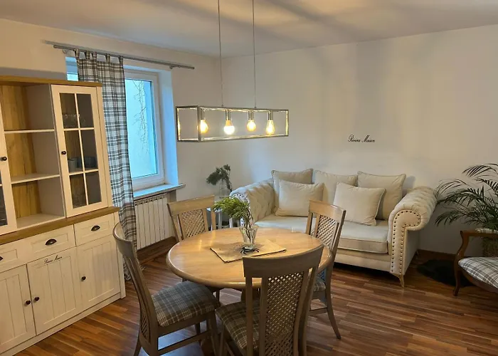 Lux Chodziez, Zwyciestwa 13 *